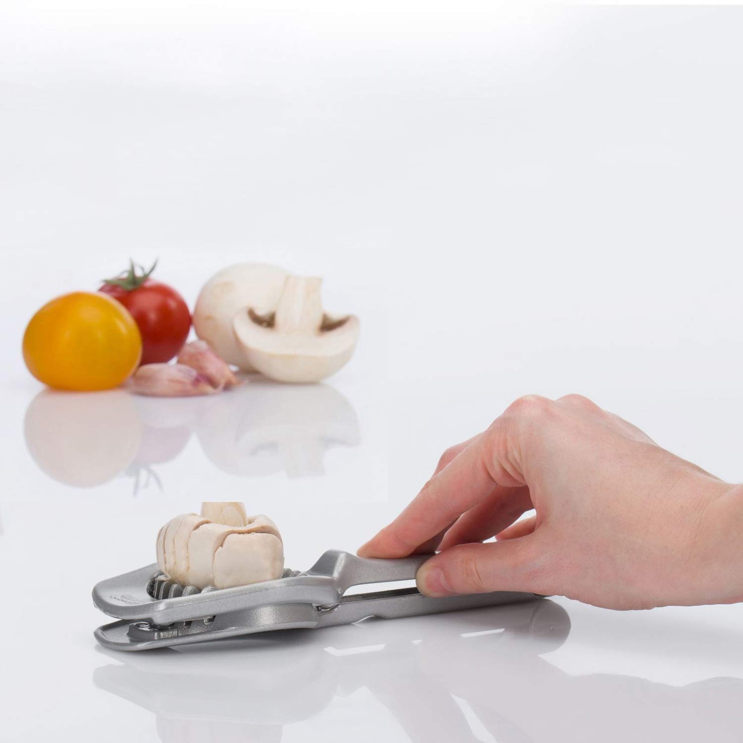 westmark-champion-51702260-coupeur-multi-usages-7-lames-inox-slicer-pour-fruits- image 7