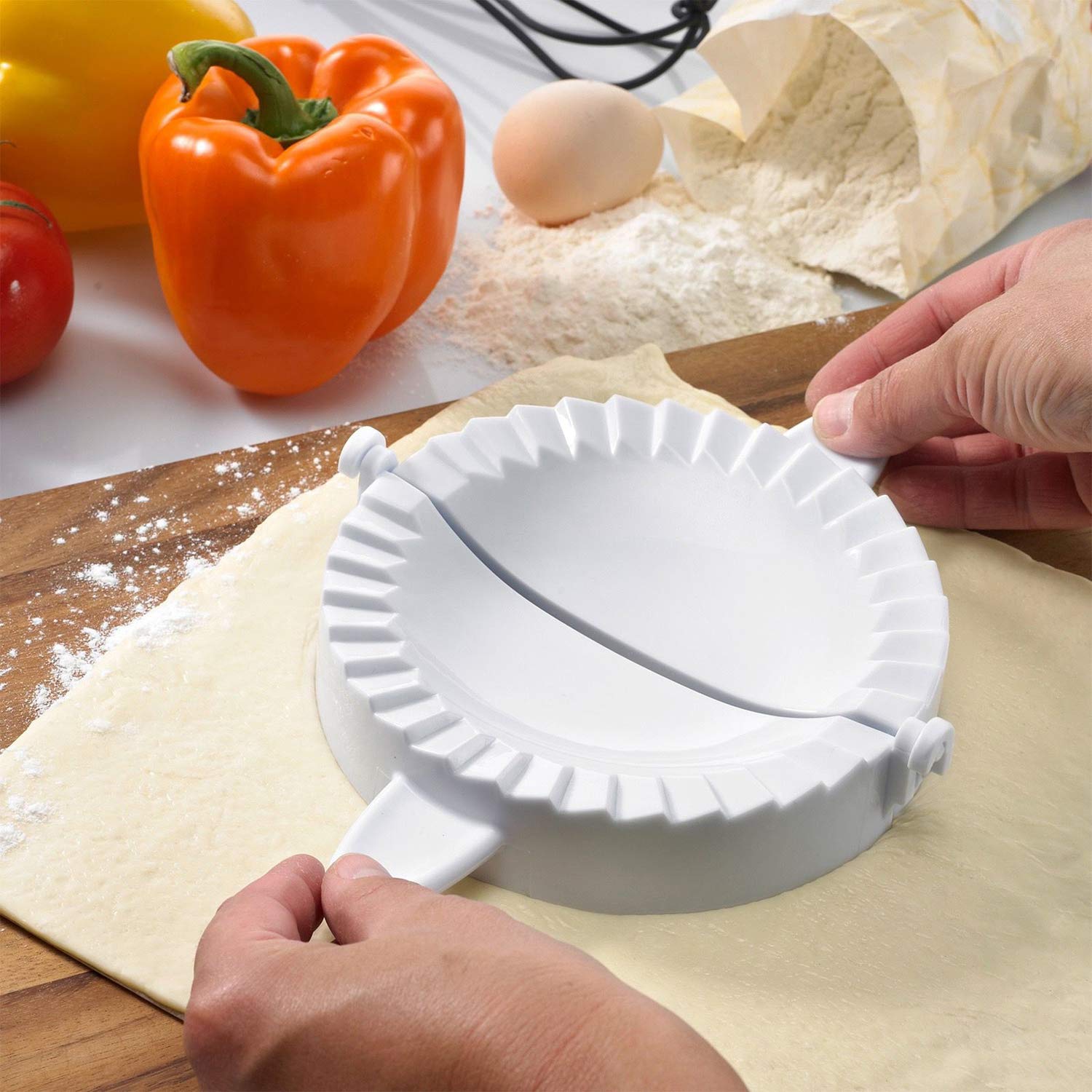 westmark-61342260-set-de-moules-raviolis-empanadas-et-pierogi-3-pi-ces-9-5-12-15 image 5